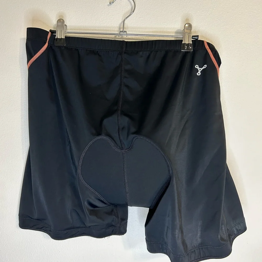 TRAYL Black Womans Cycling Shorts with Padding size XL